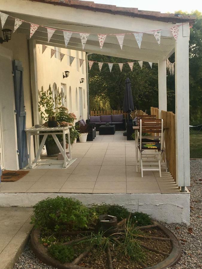 Chez Broche Mazerolles (Charente) Exterior foto